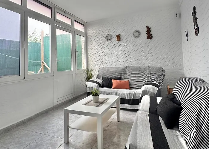 Near The * 科拉雷侯